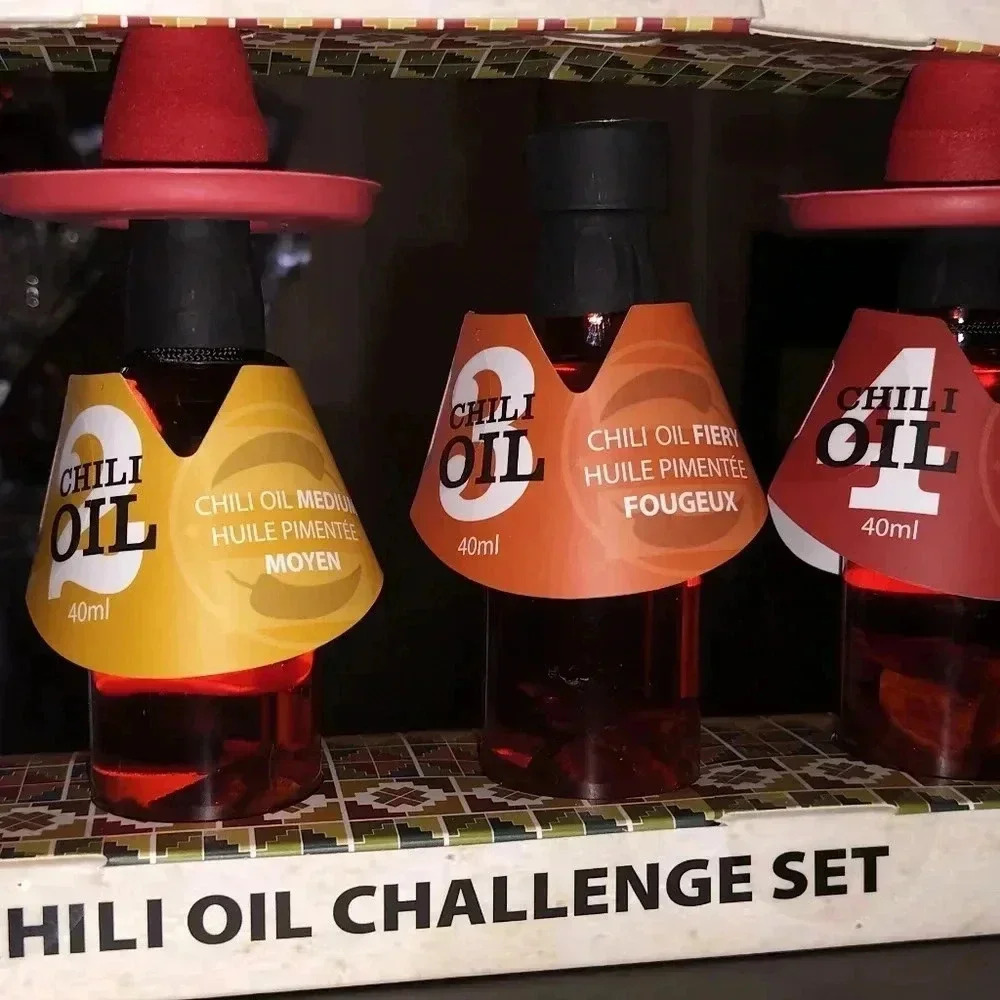 Colorful Poncho Bottle chili oil gift set New - Picture 8 of 8